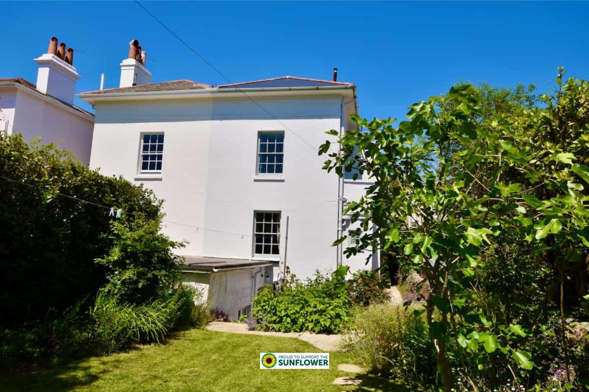 Arden Villa, Sleeps 8, Moments From The Golden Sandy Beach Of Ryde ライド エクステリア 写真
